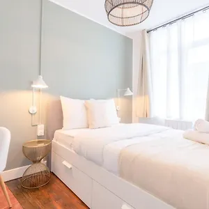 Renovated 3bed 2bath , Lille France