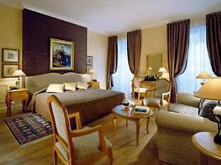 Hotel Du Petit Louvre Nice 0*,